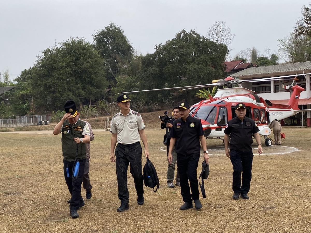 ที่ปรึกษารัฐมนตรีว่าการกระทรวงทรัพยากรธรรมชาติและสิ่งแวดล้อม และนายอรรถพล เจริญชันษา อธิบดีกรมอุทยานแห่งชาติ สัตว์ป่า และพันธุ์พืช ลงพื้นที่ติดตามการทำถนนรุกเขตรักษาพันธุ์สัตว์ป่าแม่ยวมฝั่งขวา