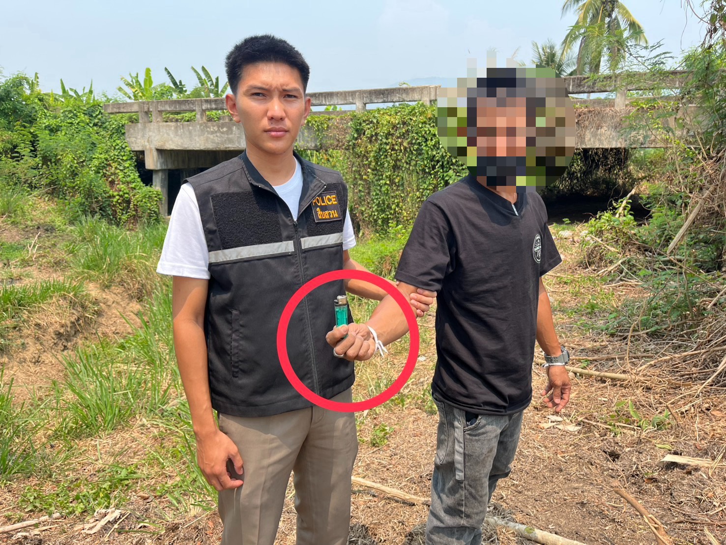 สภ.ท่าตาฝั่ง จับจริง-ปรับจริง เผาใกล้ทางเดินรถ ก่อเกิดควันไม่ปลอดภัยแก่การจราจร 