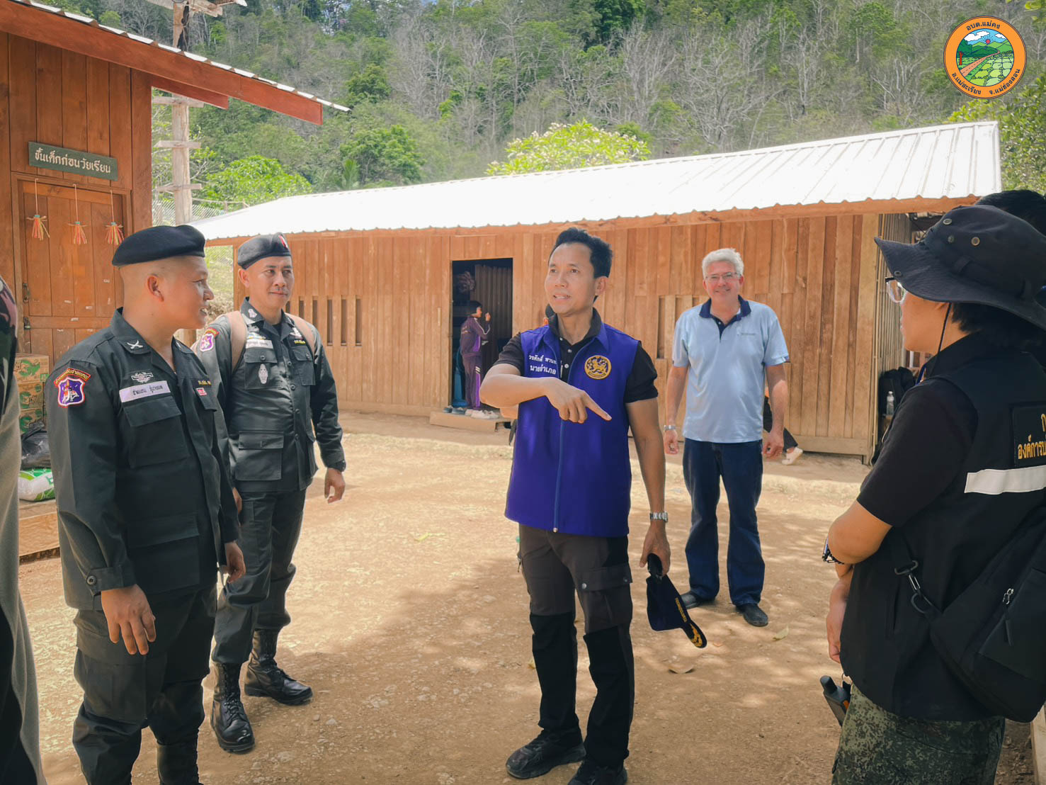 อบต.แม่คง บูรณาการ ตชด.337 สำรวจพื้นที่ทุรกันดาร วางแผนก่อสร้างระบบประปา บ้านโกแประ 