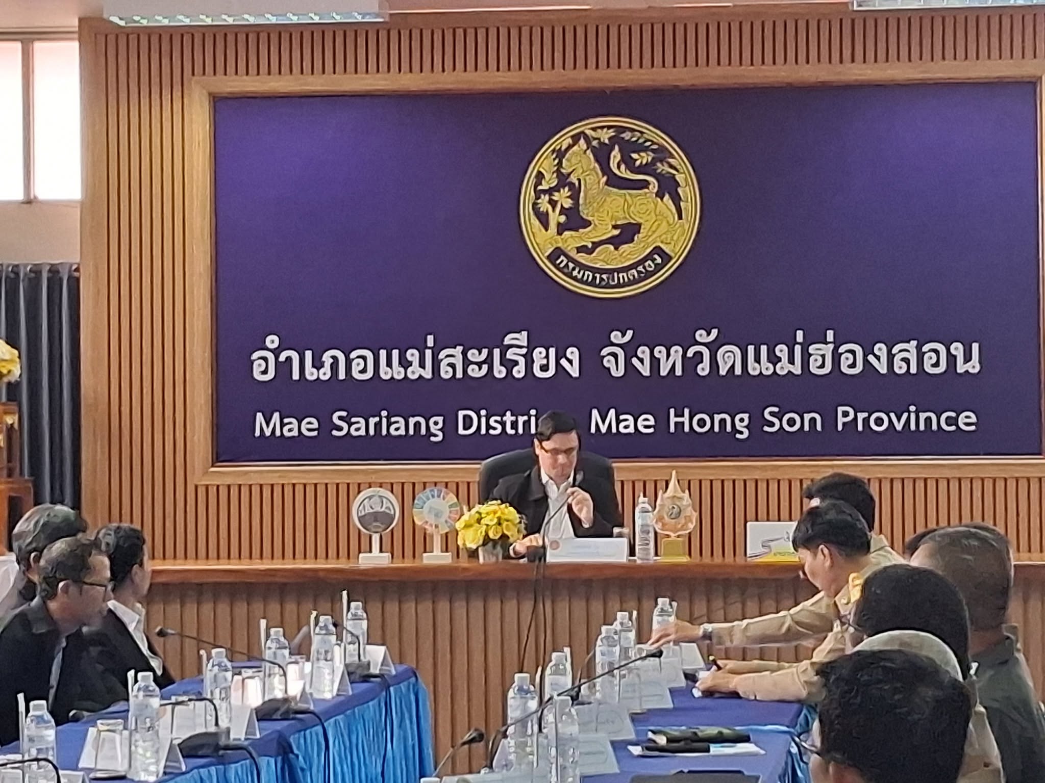 &ldquo;รังสิมันต์ โรม&rdquo; นำคณะ กมธ.กฎหมายฯ สภาผู้แทนราษฎร  ลงพื้นที่อำเภอแม่สะเรียง ตรวจเยี่ยมและรับฟังปัญหาการแก้ไขสถานะบุคคล สัญชาติ และผู้พลัดถิ่น