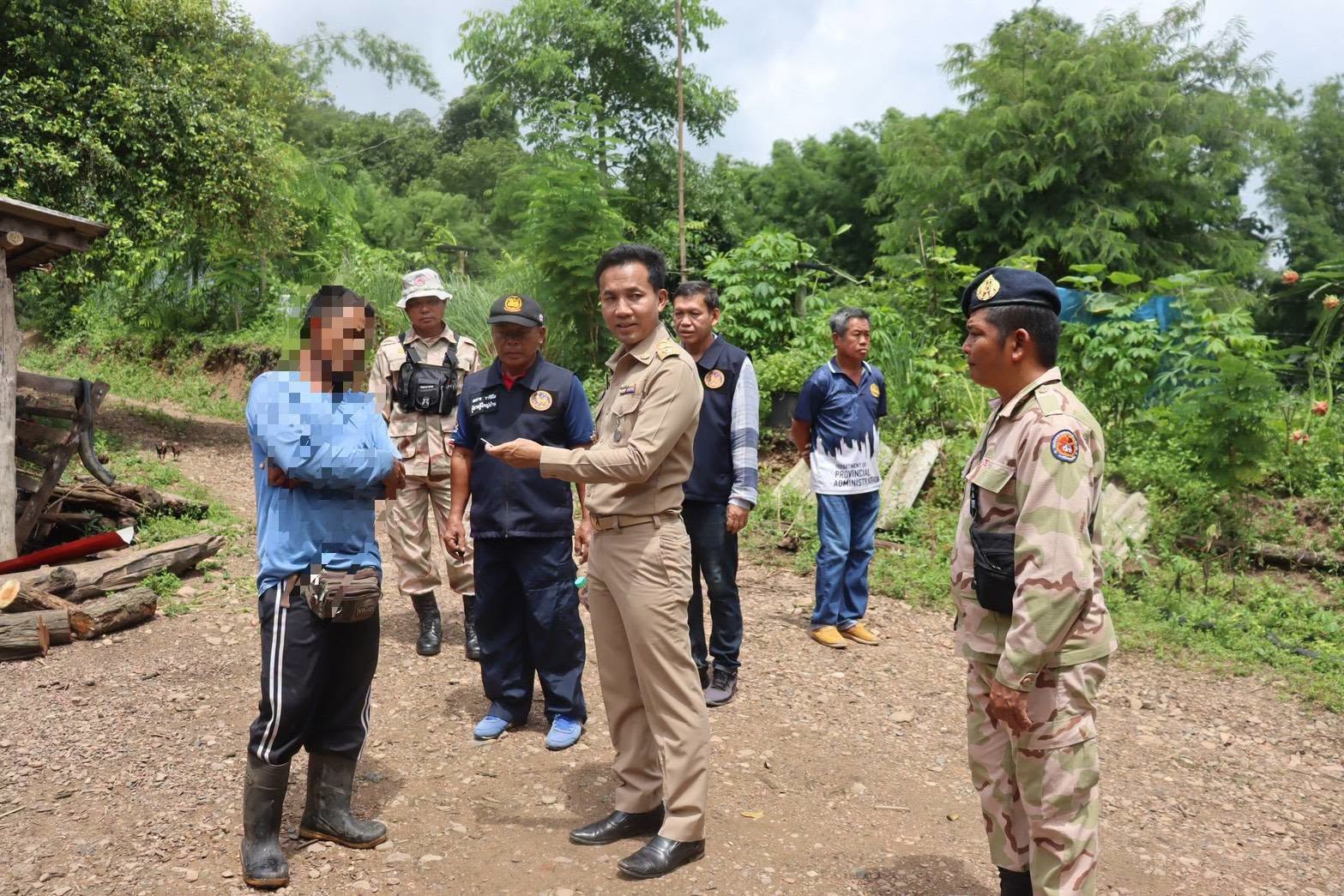 แม่สะเรียงจับต่างด้าวหลบหนีเข้าเมือง 3 ราย พร้อมดำเนินคดีเจ้าของบ้านให้ที่พักพิง